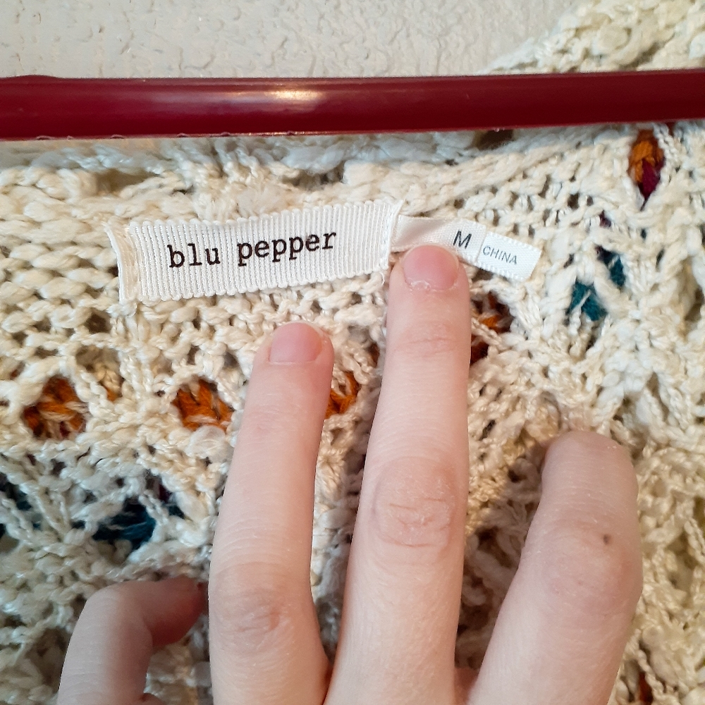 Blu Pepper Open Knit Fringe Hooded Open Cardigan - Picture 5 of 7